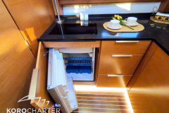 motoryacht-bavaria-450-sport-ht-falcon-korocharter-46