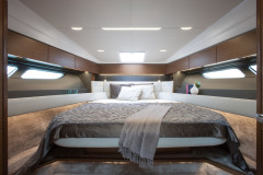 r40fly-in-09-low-res