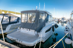 motorboot-bavaria-S33-ht-marina-punat-korocharter-8