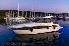 motorboot-bavaria-S33-ht-marina-punat-korocharter-12