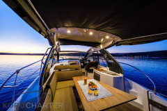 motorboot-bavaria-S33-ht-marina-punat-korocharter-41