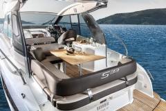 Bavaria-s33-ht-smiley-neue-korocharter-marina-punat-brochure-photo7