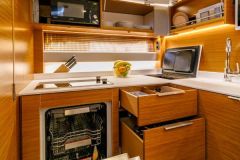 motoryacht-bavaria-s45-coupe-ips-oreo-korocharter-69