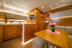 motoryacht-bavaria-s45-coupe-ips-oreo-korocharter-81