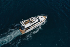 Motoryacht-charter-bavaria-virtess-420-Fly-IPS-spaceship-island-krk-marina-punat-croatia-korocharter-2