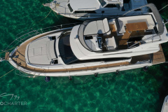 Motoryacht-charter-bavaria-virtess-420-Fly-IPS-spaceship-sea-marina-punat-croatia-korocharter
