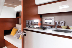 motorboot-jeanneau-leader-36-sport-ht-marina-punat-korocharter-29