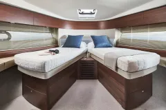Princess-f50-brochure-photo-korocharter-forward-guest-cabin
