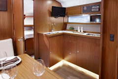 motorboot-bavaria-39-sport-ht-marina-punat-korocharter-10
