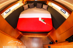 motoryacht-bavaria-450-sport-ht-falcon-korocharter-22