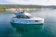 motorboot-bavaria-E40-fly-diesel-marina-punat-korocharter-20