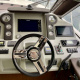 Motoryacht-charter-bavaria-virtess-420-Fly-IPS-spaceship-kokpit-4-marina-punat-hrvatska-korocharter