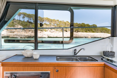 29-swift-trawler-30-fly-anna-rosa-korocharter-motoryacht