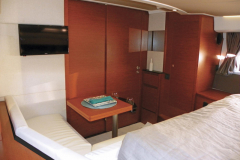 motorboot-jeanneau-leader-36-sport-ht-marina-punat-korocharter-32