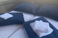 27-Sealine-F430-fly-ips-blue-lagoon-korocharter