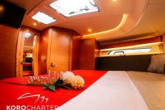 motoryacht-bavaria-450-sport-ht-falcon-korocharter-26
