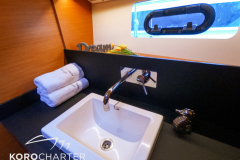 motoryacht-bavaria-450-sport-ht-falcon-korocharter-30