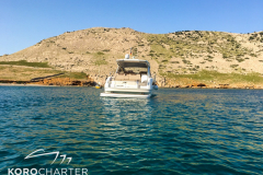 motoryacht-bavaria-450-sport-ht-falcon-korocharter-5
