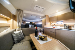 motorboot-bavaria-S33-ht-marina-punat-korocharter-54