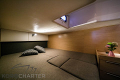 motorboot-bavaria-S33-ht-marina-punat-korocharter-65