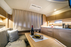 motorboot-bavaria-S33-ht-marina-punat-korocharter-55