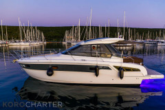 motorboot-bavaria-S33-ht-marina-punat-korocharter-13