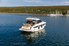 motorboot-bavaria-S36-ht-marina-punat-korocharter-11