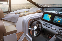 bavaria-sr36-ht-tokyo-korocharter-motoryact-6
