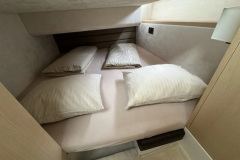Galeon-420-Fly-Minesa-KOROcharter-main-image-12