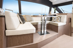 36-Sealine-F430-fly-ips-blue-lagoon-korocharter