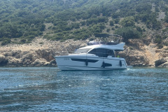 Sealine-F430-Fly-Blue-lagoon-11