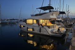 Sealine-F430-Fly-Blue-lagoon-12