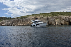 Sealine-F430-Fly-Blue-lagoon-5