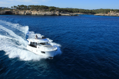 5-swift-trawler-30-fly-anna-rosa-korocharter-motoryacht